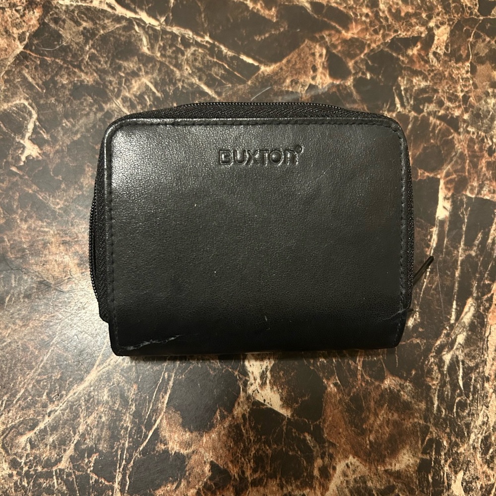Buxton Black Leather Zip Wallet